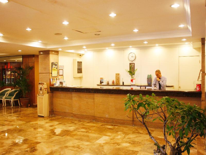 aloha hotel