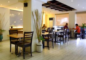 fersal hotel neptune makati
