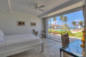 La Bougainvillea Hotel And Villas,Central Eleuthera>>Bahamas,4 star