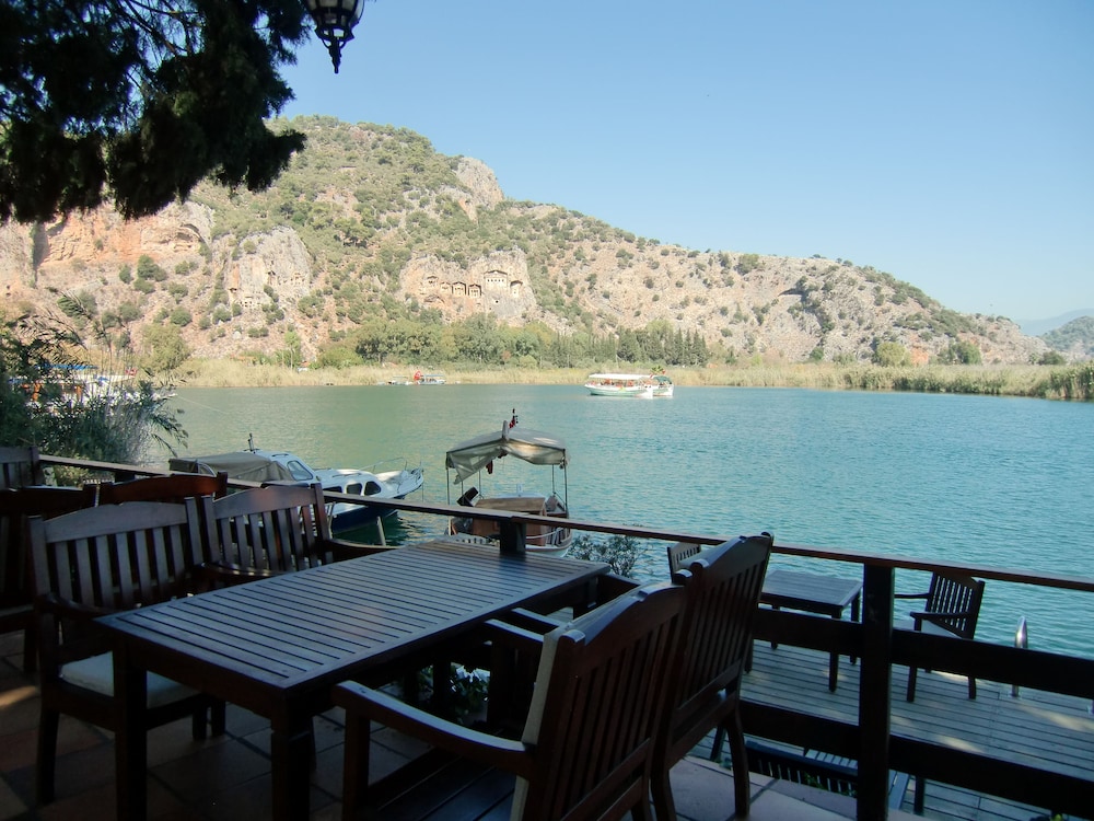 Happy Caretta Hotel,Dalyan>>Dalaman,3 star