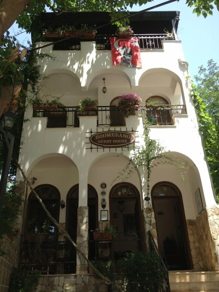 boomerang guesthouse