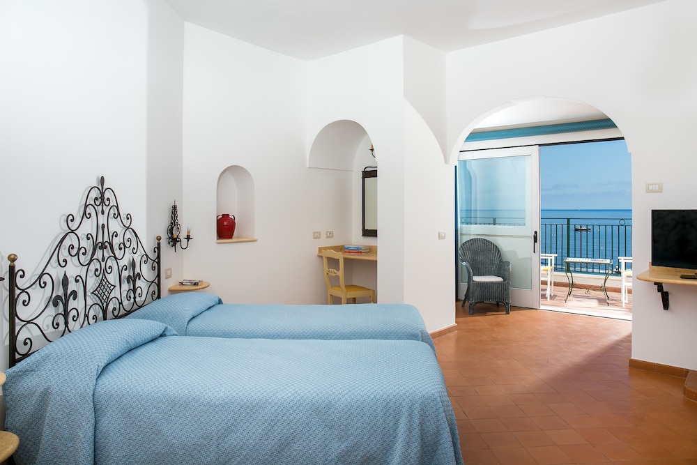 hotel pupetto
