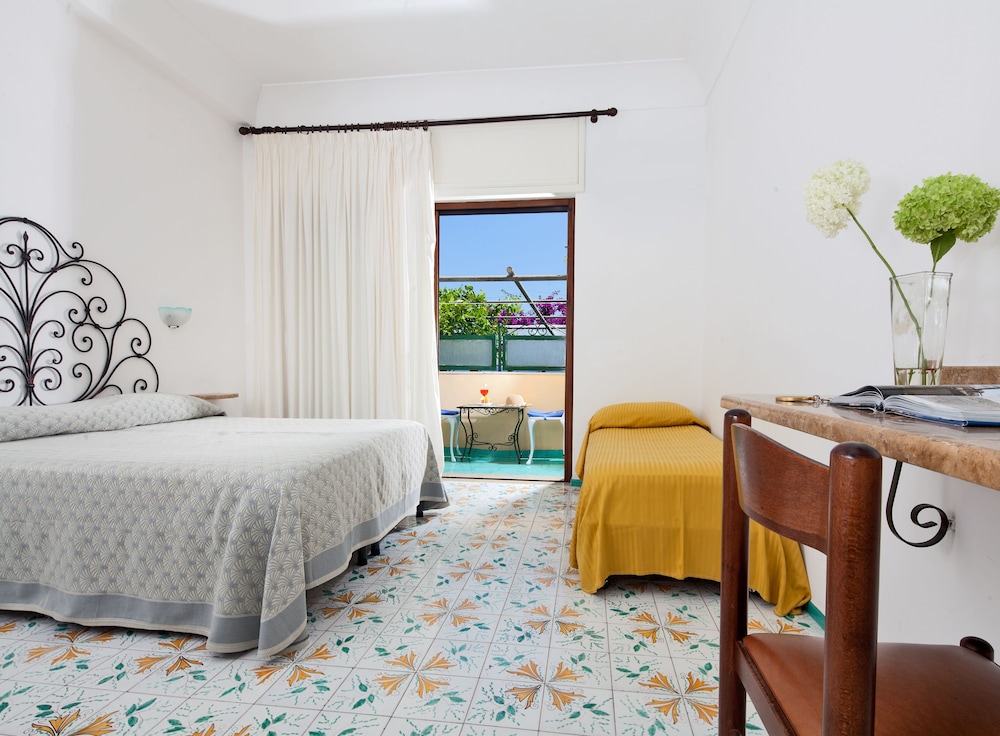 hotel pupetto