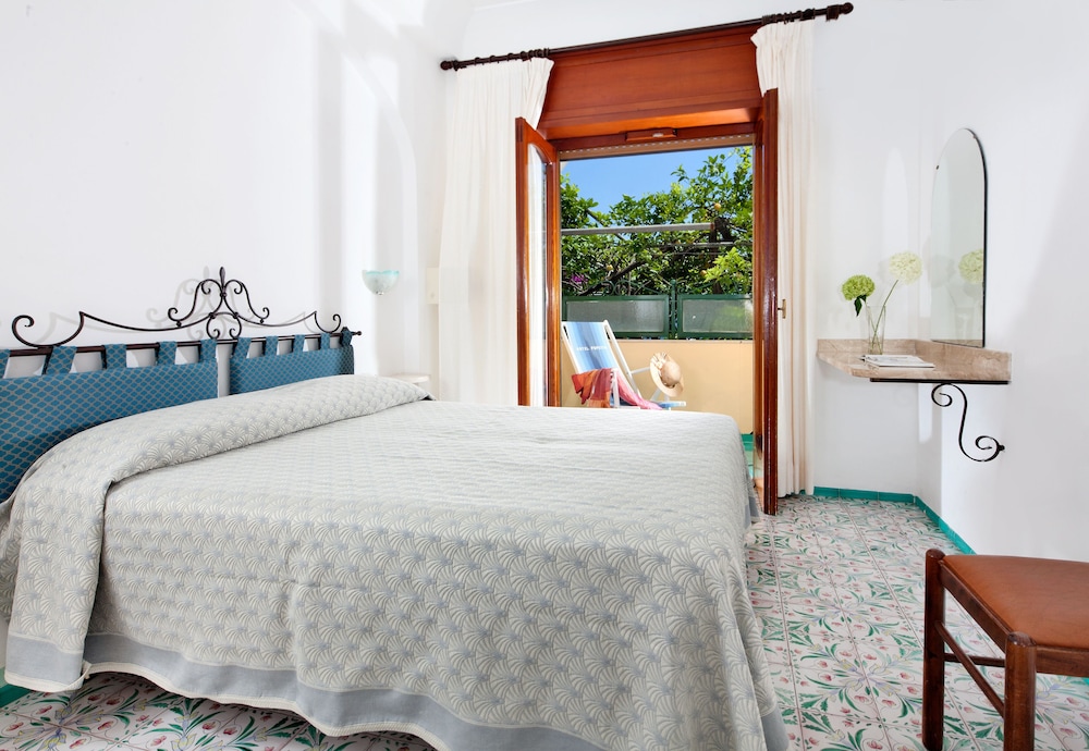 hotel pupetto