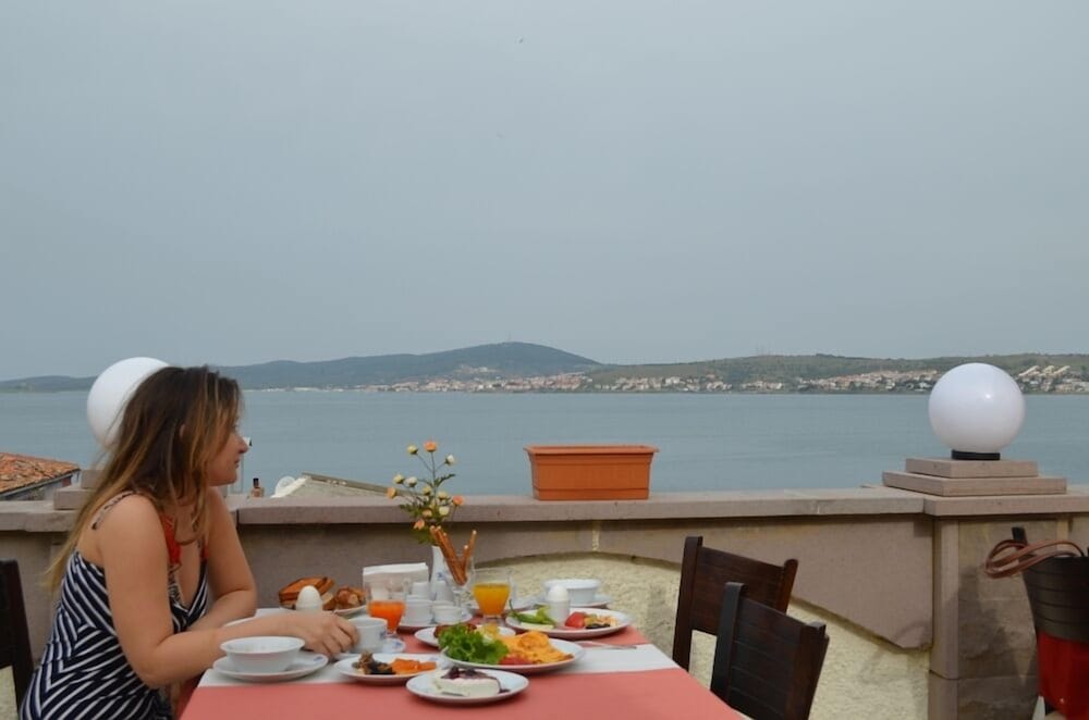 ayvalik palas hotel
