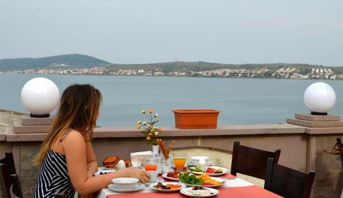 ayvalik palas hotel