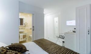 wise hotel spa and adult only