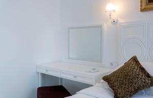 wise hotel spa and adult only