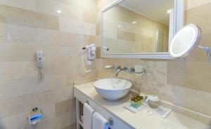 wise hotel spa and adult only