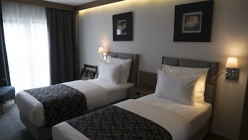 yuksel istanbul yenikapi