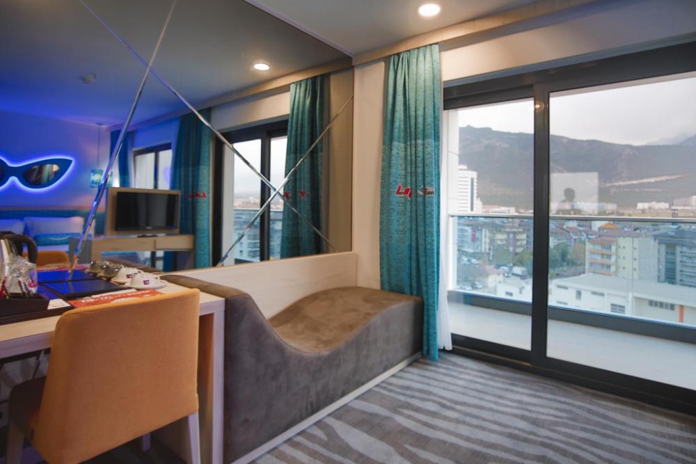 leman hotel boutique class