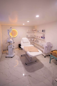 leman hotel boutique class