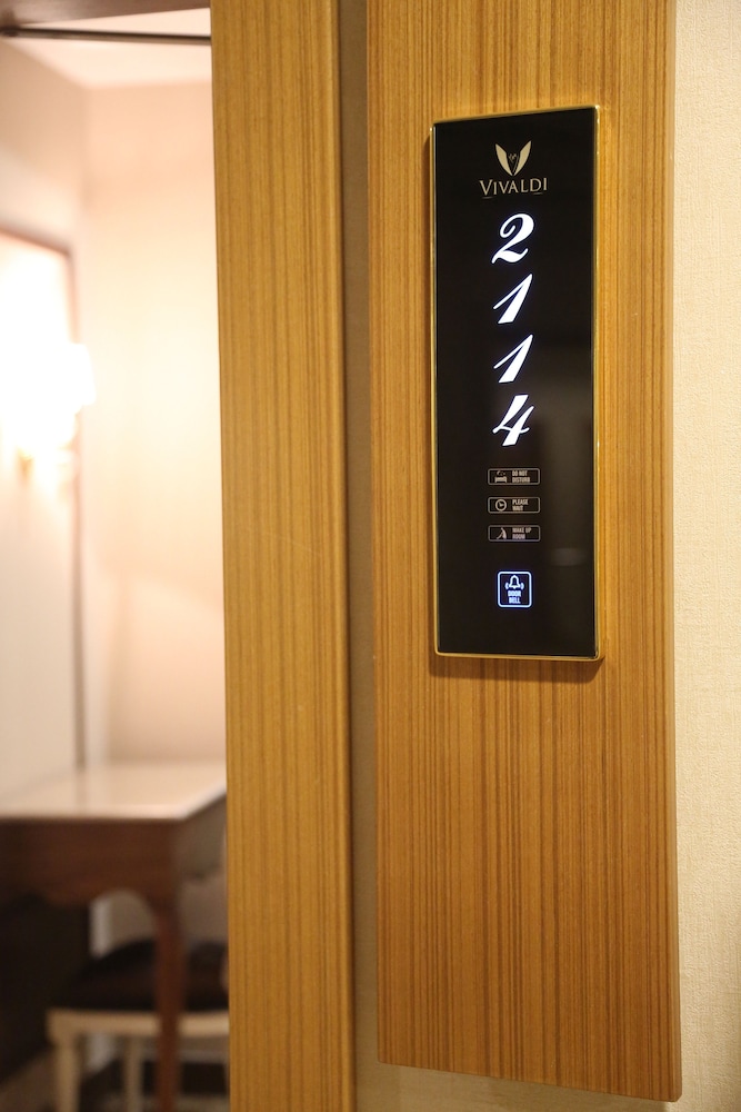 vivaldi park hotel
