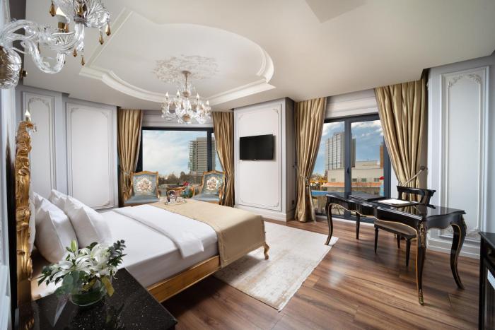 the time hotel marina