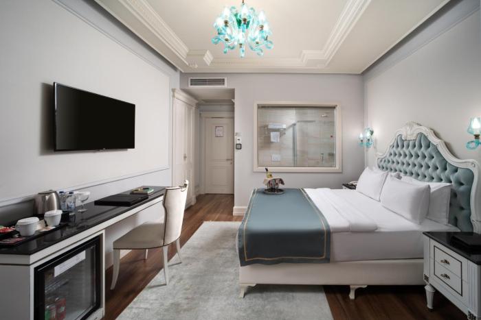 the time hotel marina
