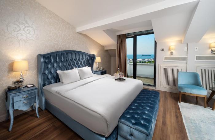 the time hotel marina
