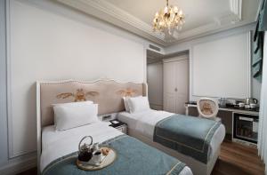 the time hotel marina
