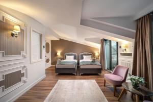 the time hotel marina