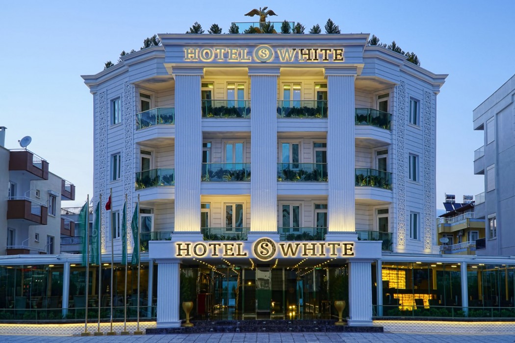hotel s white