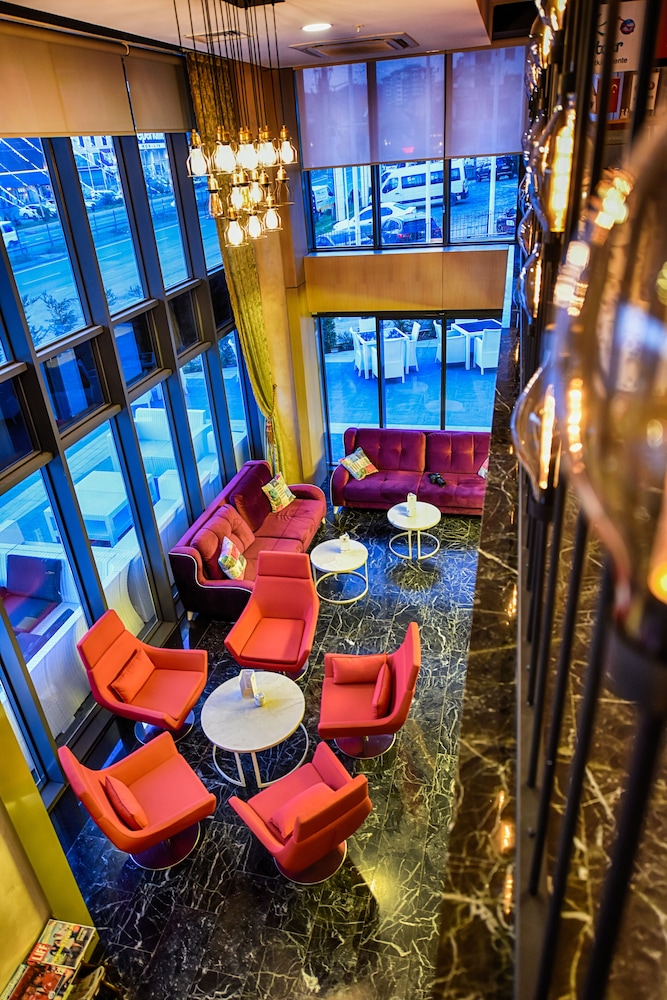 kuhla boutique suite