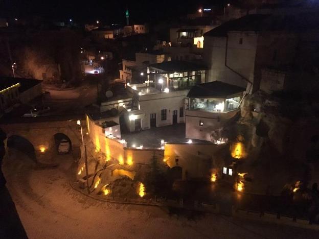 demisos caves the hotel