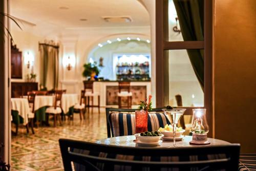 hotel buca di bacco