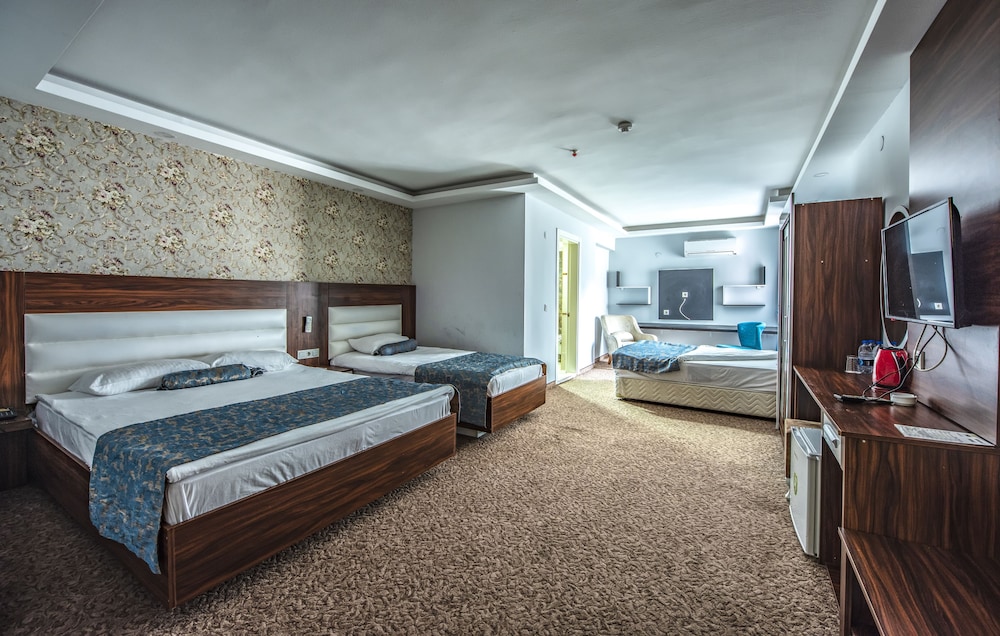 madi otel izmir