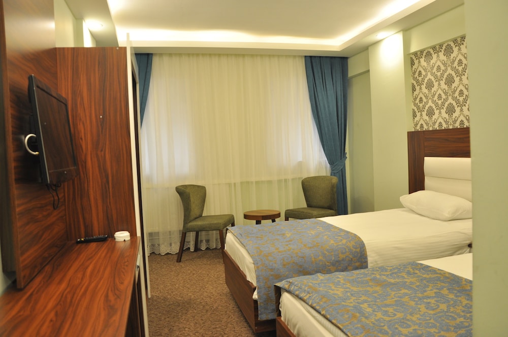 madi otel izmir