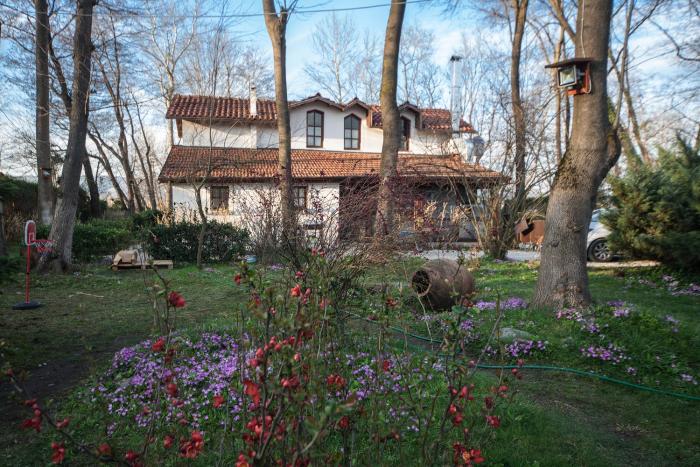 beta home lake house