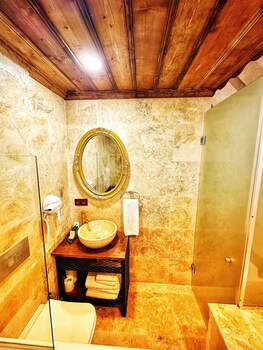 sakli cave house