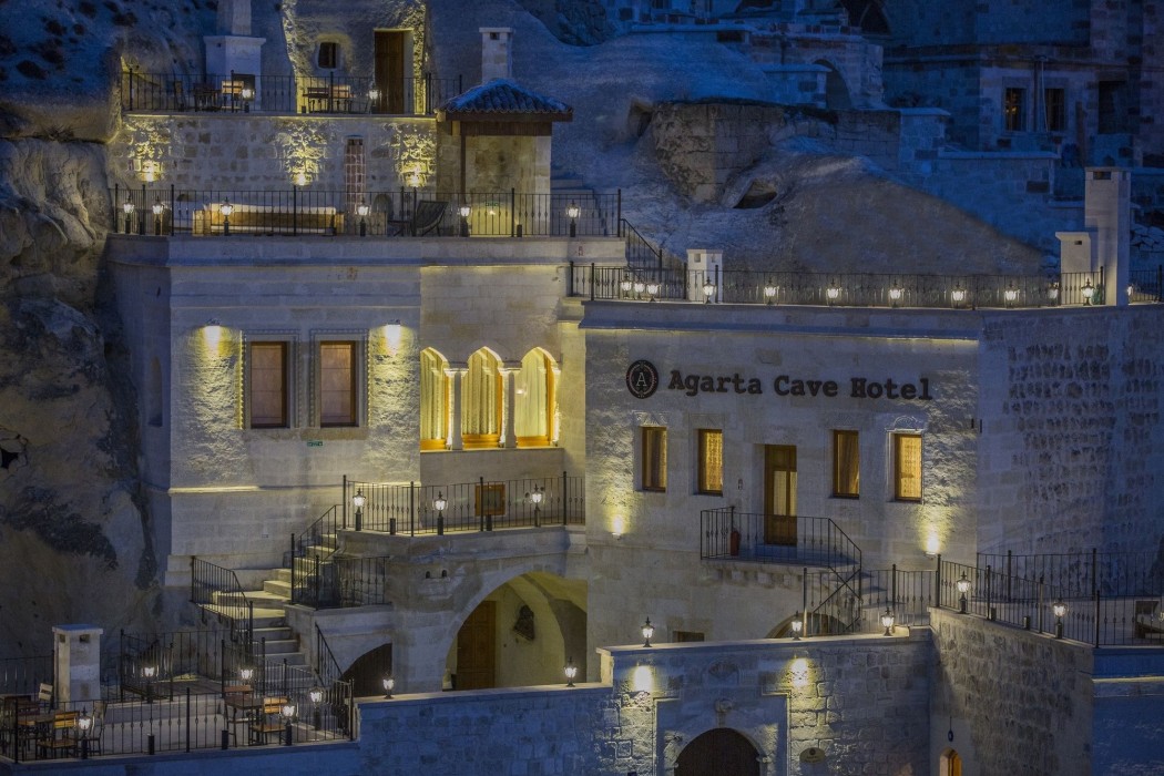 agarta cave hotel
