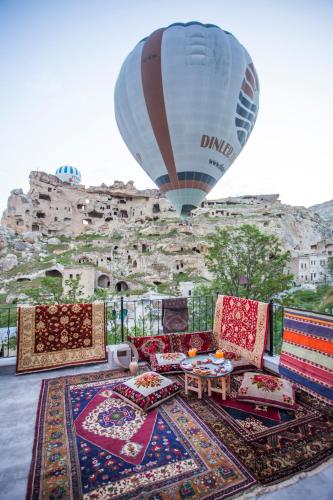 agarta cave hotel