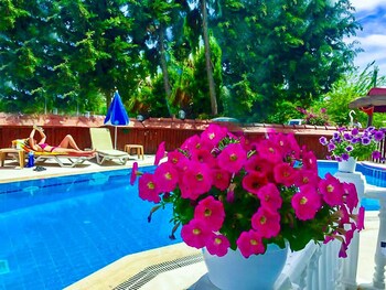 nehir apart otel