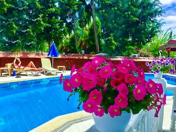 nehir apart otel