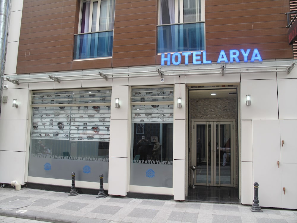 kadikoy arya hotel