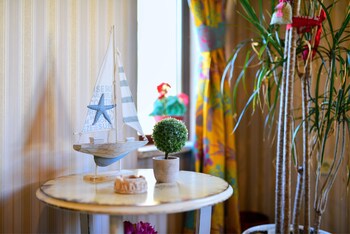 nilufer otel adult only