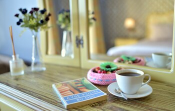 nilufer otel adult only
