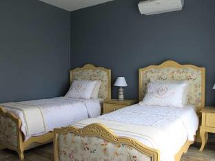 Nilufer Otel - Adult Only,Near Saatli Mosque,4 star