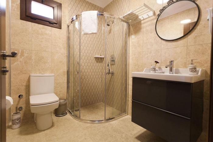 nilufer otel adult only