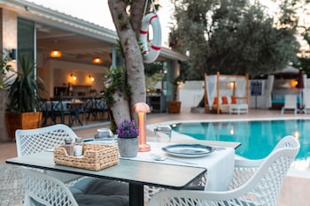 bronze hotel adults only