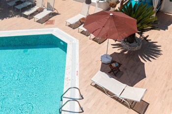 bronze hotel adults only