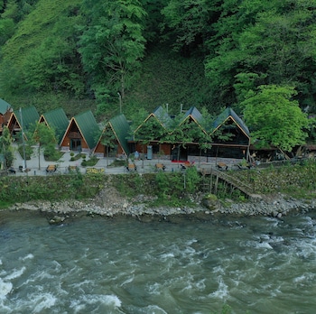 tanura bungalows