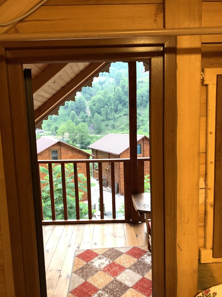 tanura bungalows