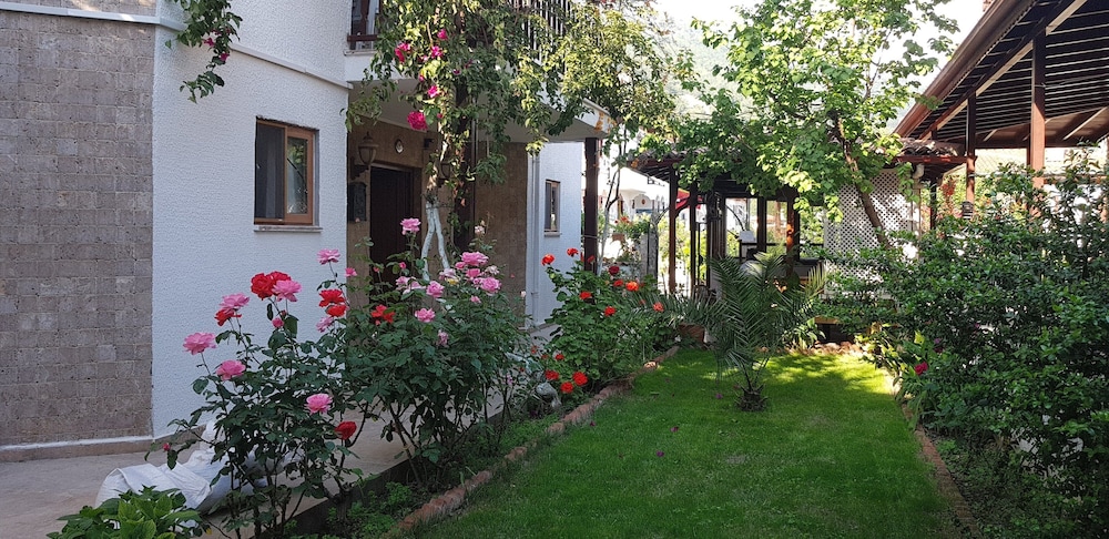santo akyaka home