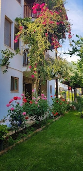 santo akyaka home