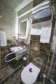 Kayi Hotel,Fethiye>>Dalaman,3 star