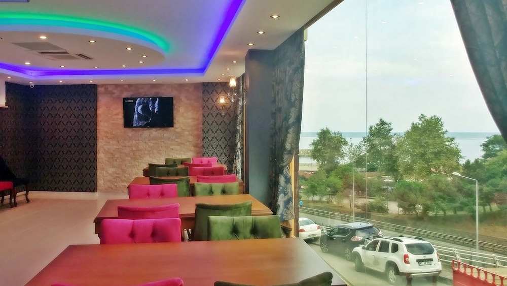 Feza Otel,Trabzon>>Akcaabat,3 star