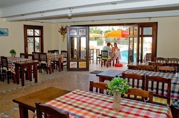 gloria tibi hotel gumbet