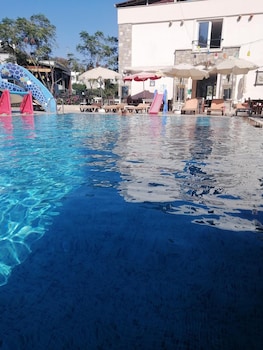 gloria tibi hotel gumbet