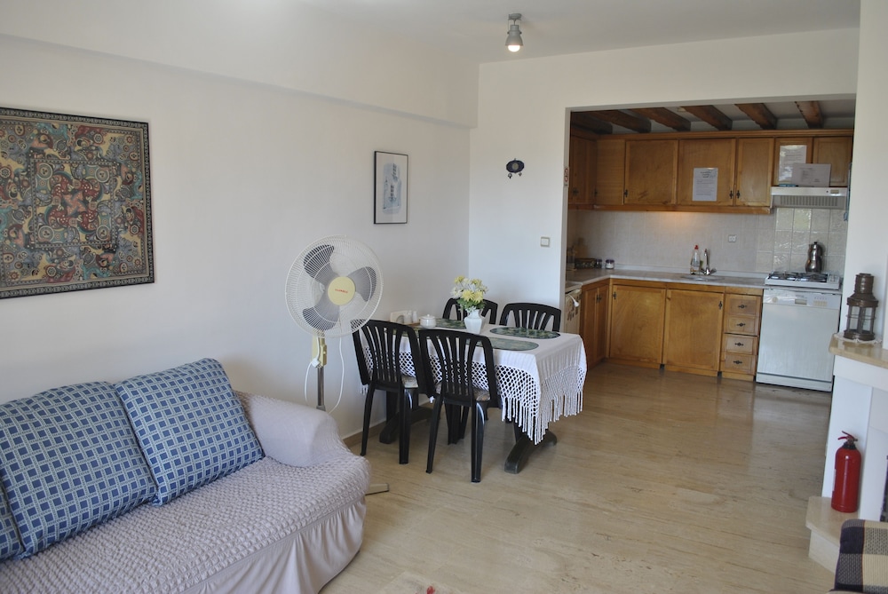 hotel dionysia